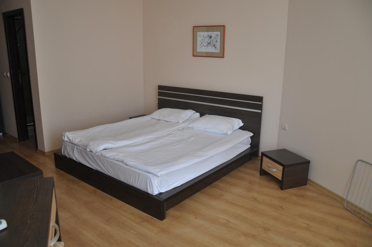 Luxor Apartments Pomorie Exteriér fotografie